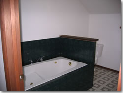 Upstairs bathroom with jacuzzi tub